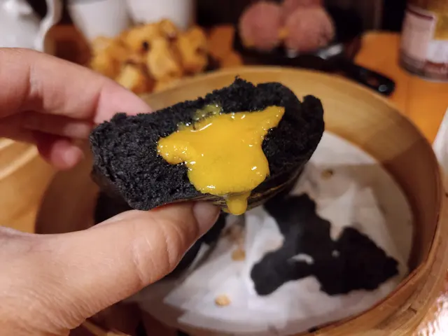 黑金流沙包