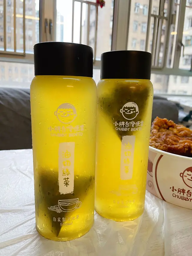 飲品：油切綠茶