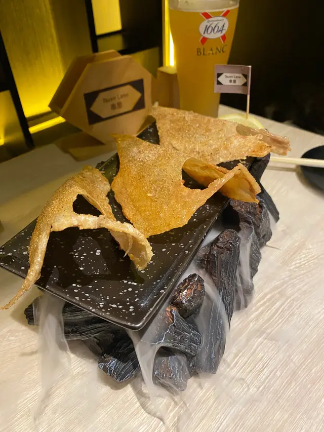 邪惡串里秘製雞皮