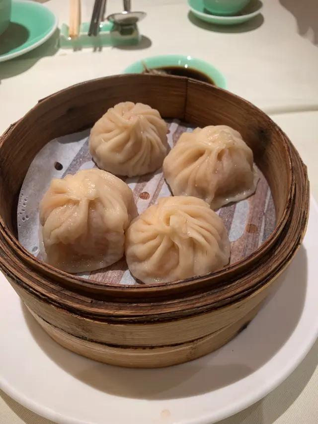 灌湯小籠包