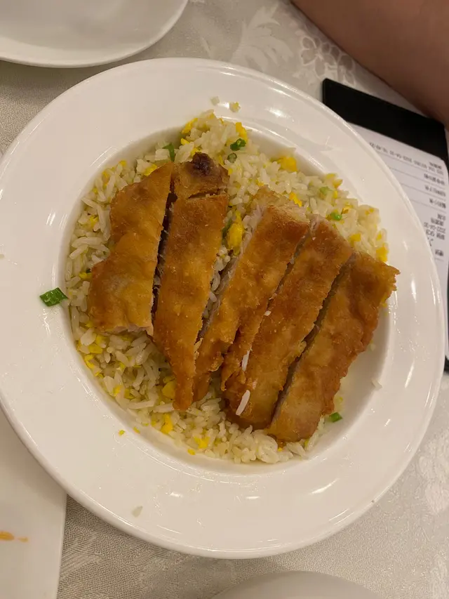 排骨蛋炒飯