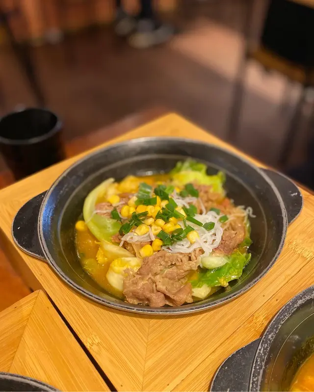 壽喜燒鍋煮美國牛肉