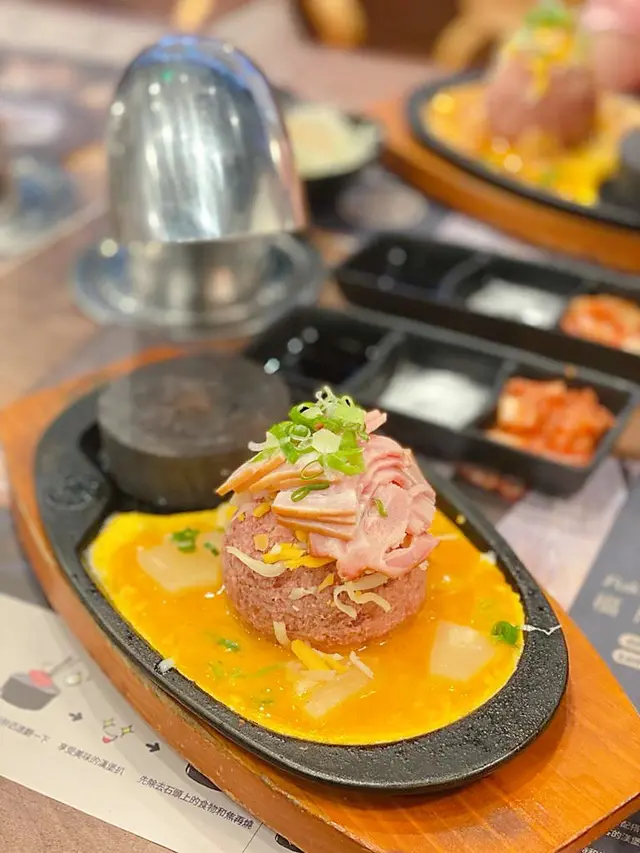 菠蘿煙肉和牛漢堡扒