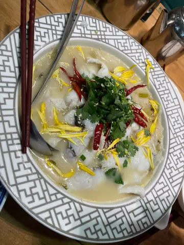 老坛酸菜鱼