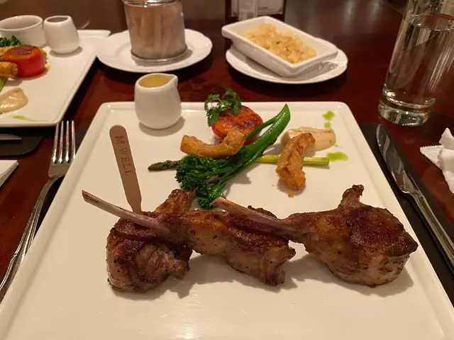 烤羊排 medium well