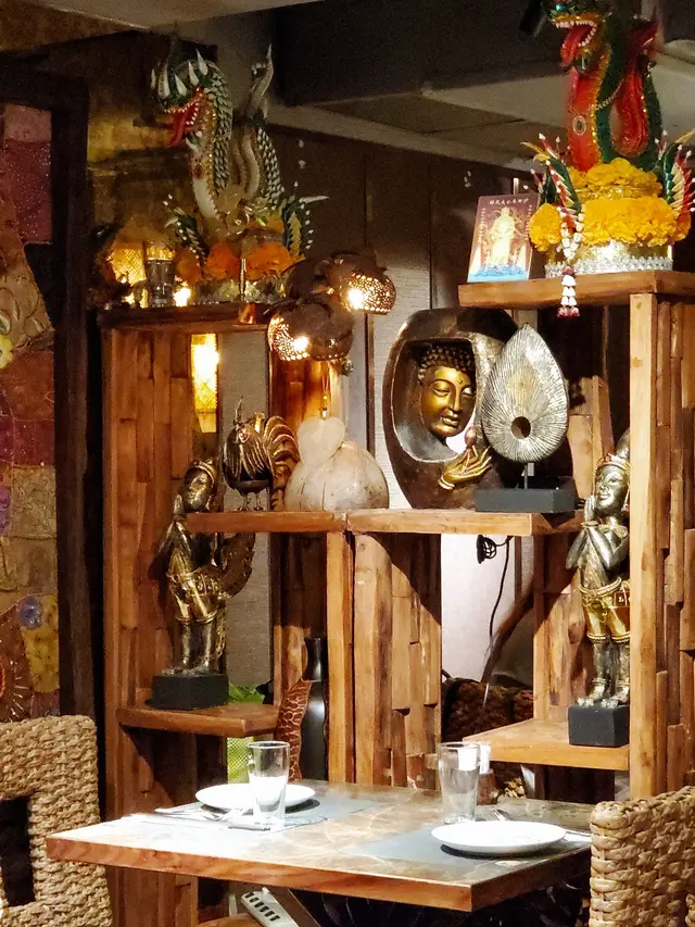 新 泰 東 南 亞 餐 廳