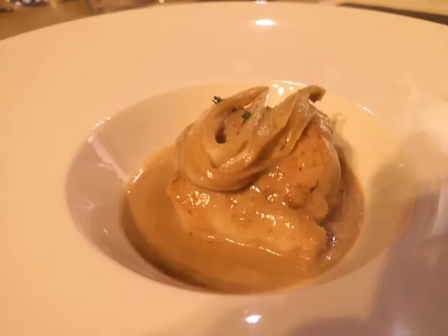 燉鮟康魚配苦白菜芥末汁