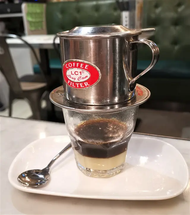  (原價$28，第二杯飲品半價)