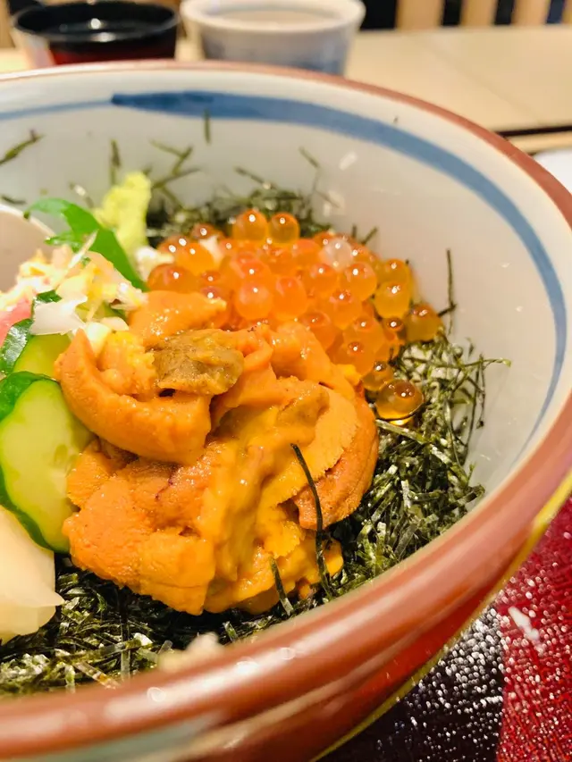 北海道三色魚生飯