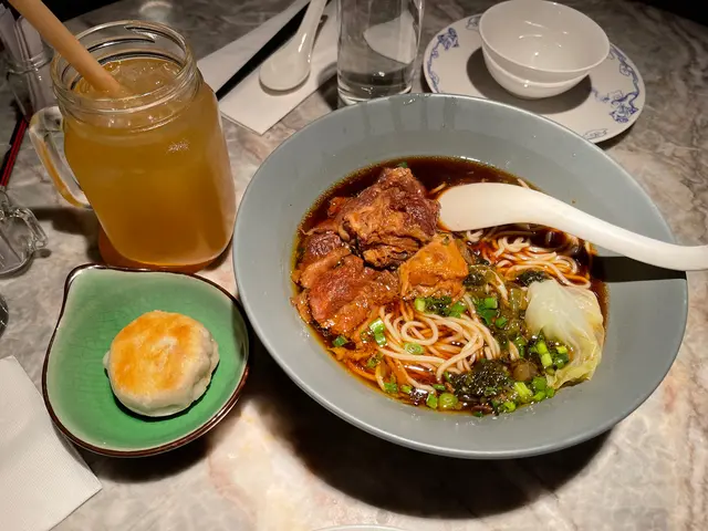 招牌牛肉麵