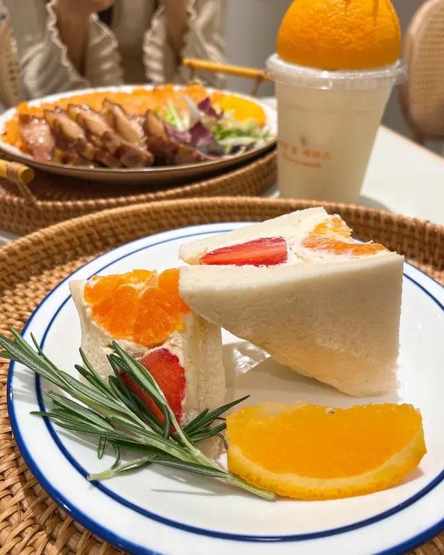 水果忌廉三文治