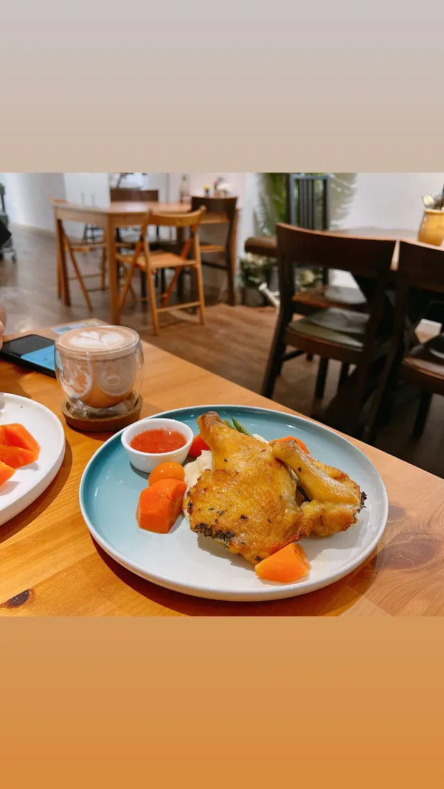 香草烤雞配自家製柚子醬