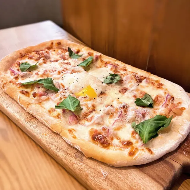 卡邦尼15吋長薄餅