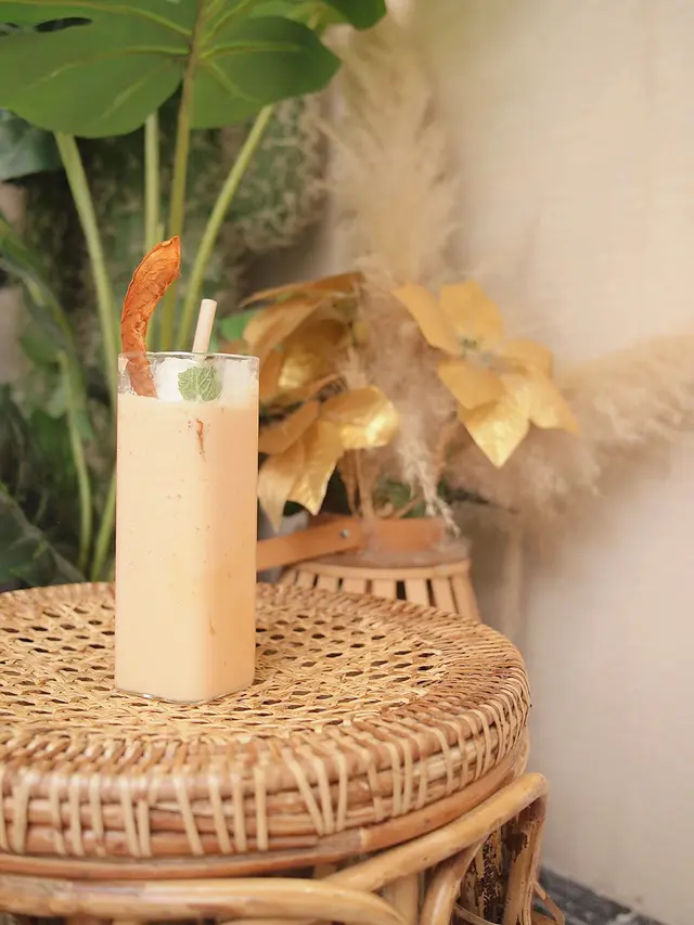 Papaya Mango Smoothie