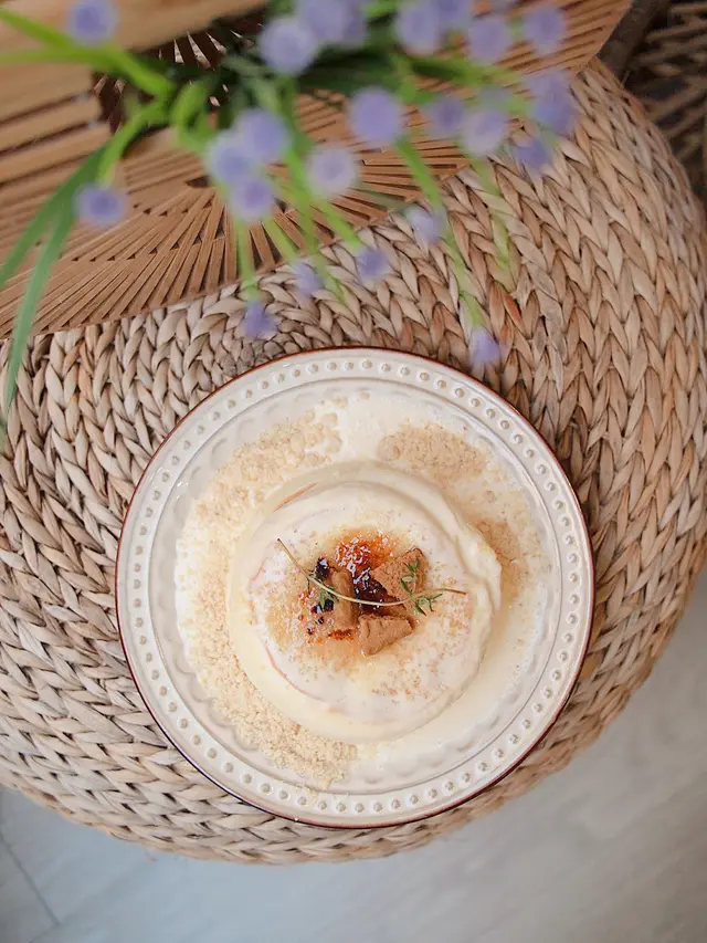 法式焦糖卡士達梳乎厘班戟