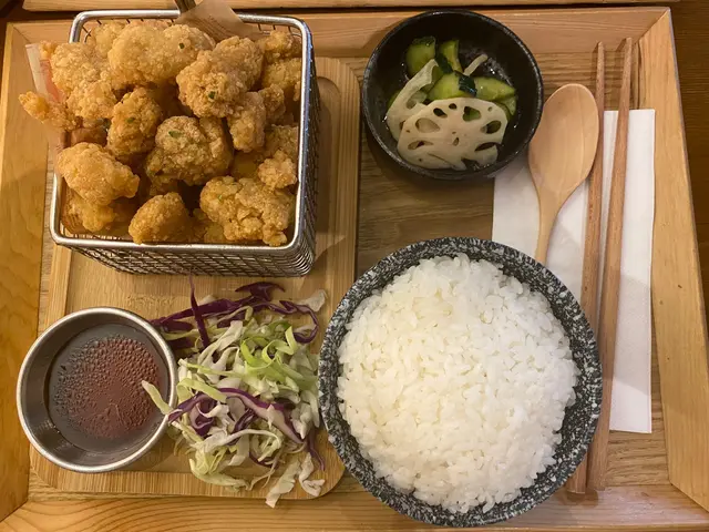 木玥巷鹽酥雞飯