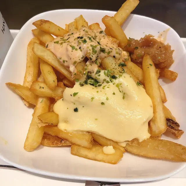 芝士焦糖洋蔥薯條