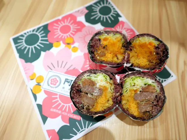 新宿燒汁牛扒飯糰