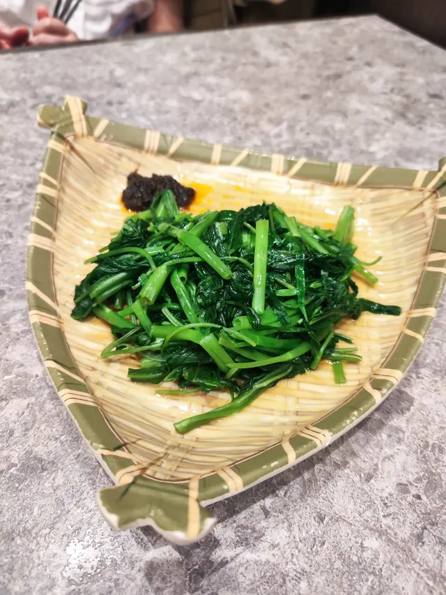 馬拉盞炒通菜