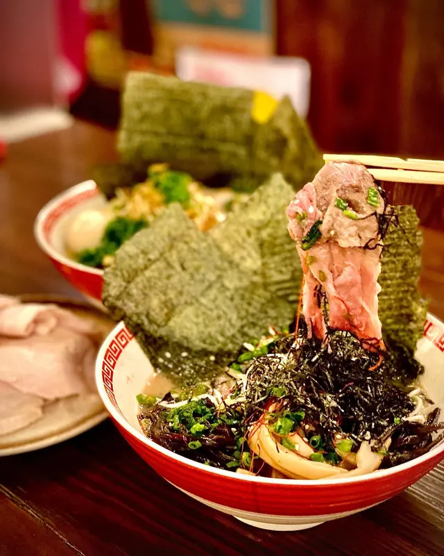 超特盛鹿兒島和牛紫菜牛骨湯拉麵