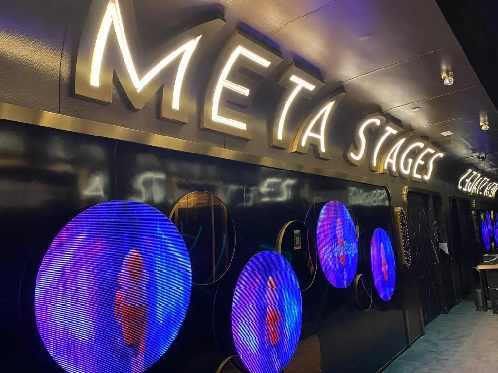 Meta Stages