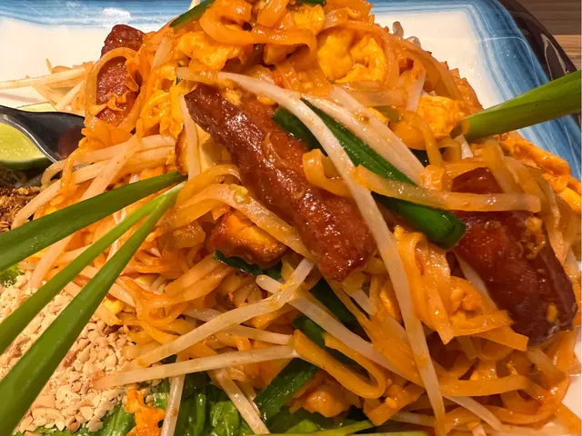 泰式鮮蝦炒金邊粉