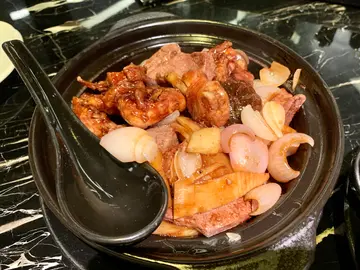 啫啫雞煲