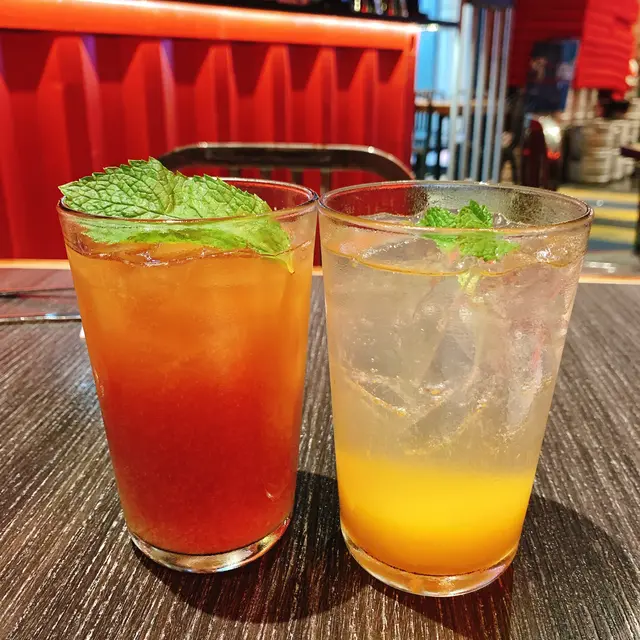 荔枝紅茶 & 白桃梳打