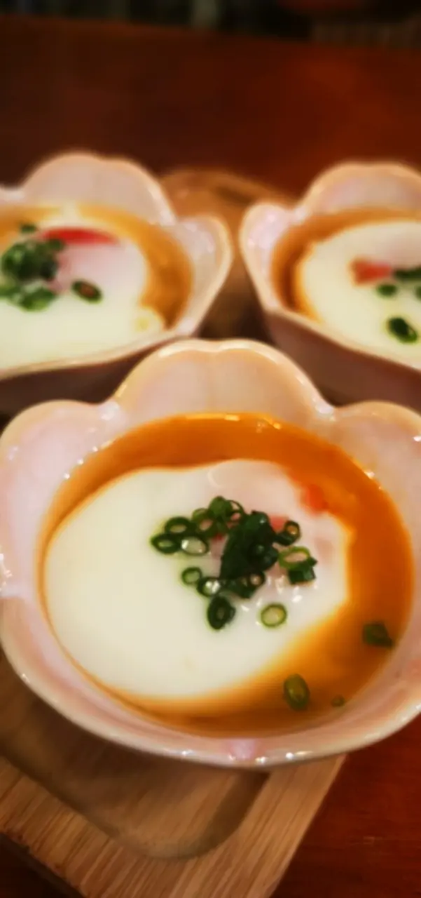 廚師發辦中極少出現溫泉蛋，濃香嫰