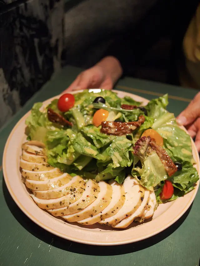 青醬雞胸沙律配檸檬醋醬