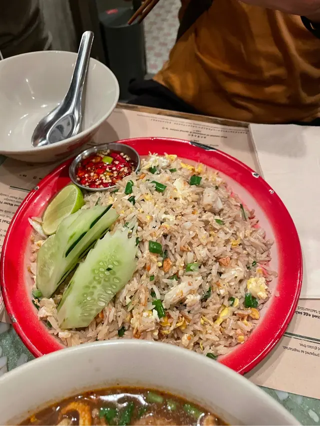 招牌泰式蟹肉炒飯