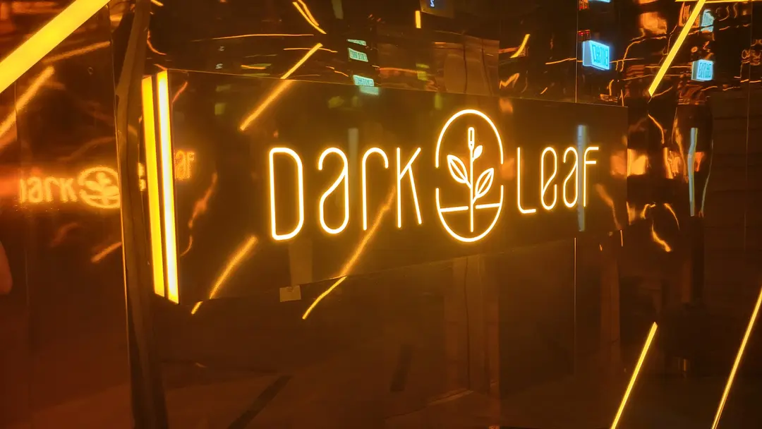Dark Leaf Cafe & Lounge