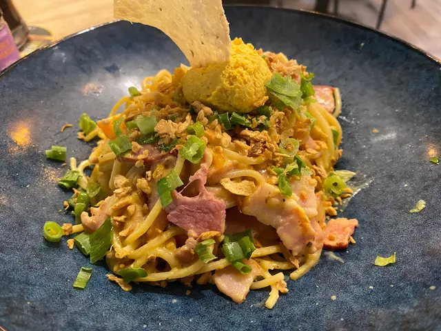 鹹蛋黃卡邦尼煙肉意粉