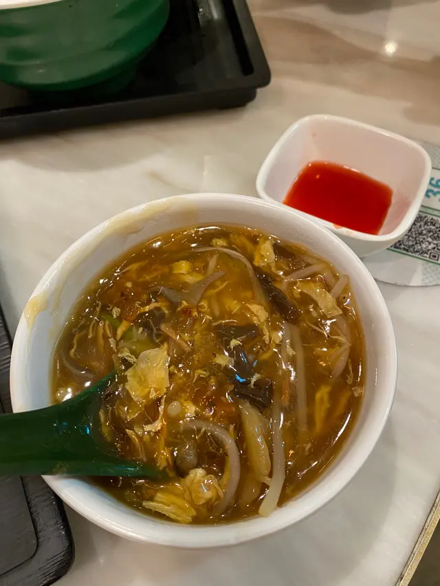 花膠煲仔翅