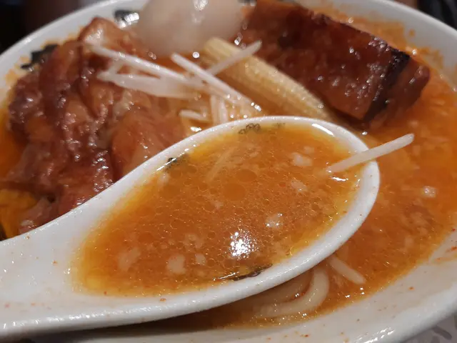 增量叉燒X2辣麻味噌拉麵