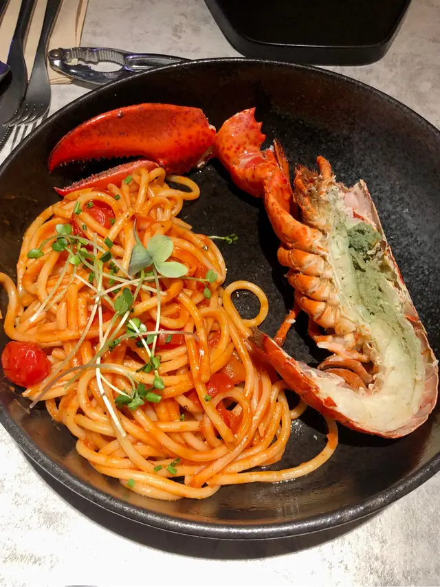 Boston Lobster Pasta