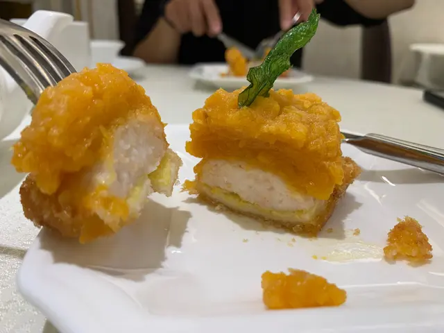 黃金漿爆蝦多士