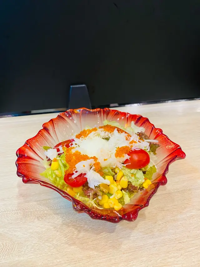 溫泉蛋松葉蟹肉野菜沙律