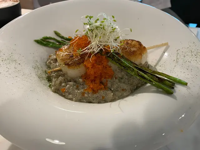 黑蒜油意大利飯配北海道刺身帶子