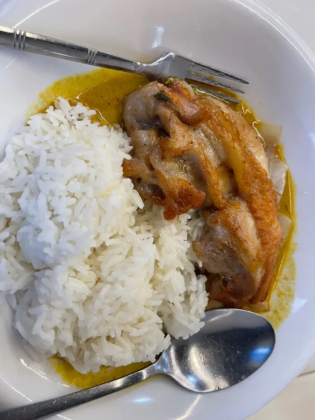 咖喱雞扒飯