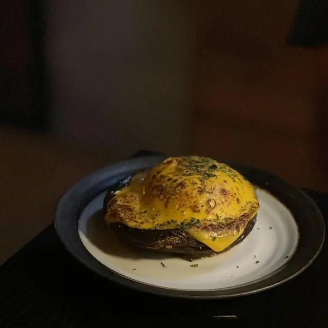 芝士溫泉蛋大啡菇