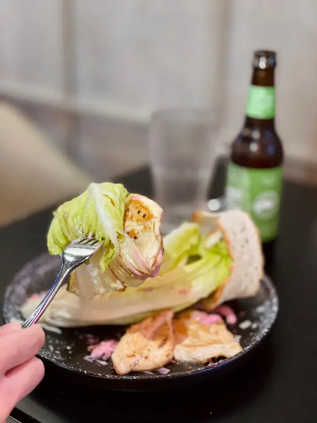 燒暖羅文生菜沙律