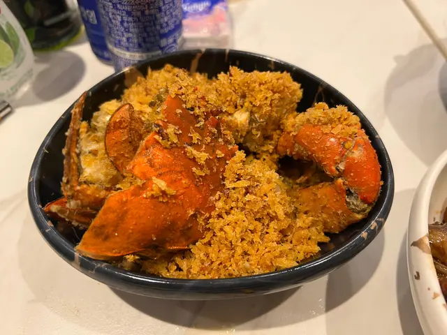 避風塘炒蟹，有啲臭