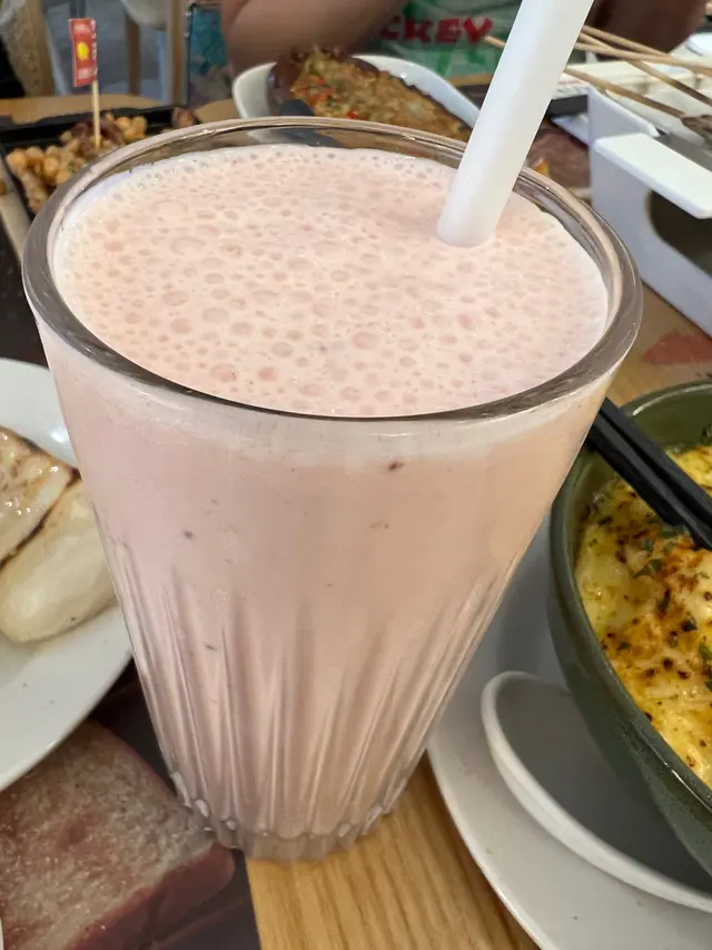 草莓🍓乳酪奶昔