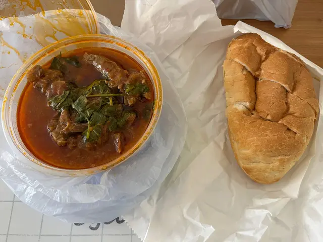 蔬菜燉牛腩配法包