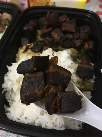 外婆紅燒肉飯