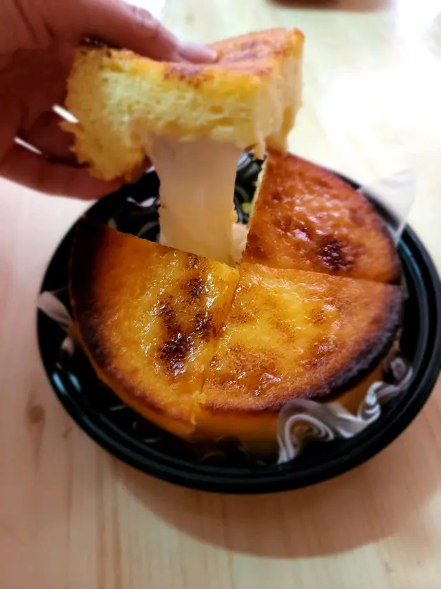 岩燒蜂蜜芝士麻糬蛋糕