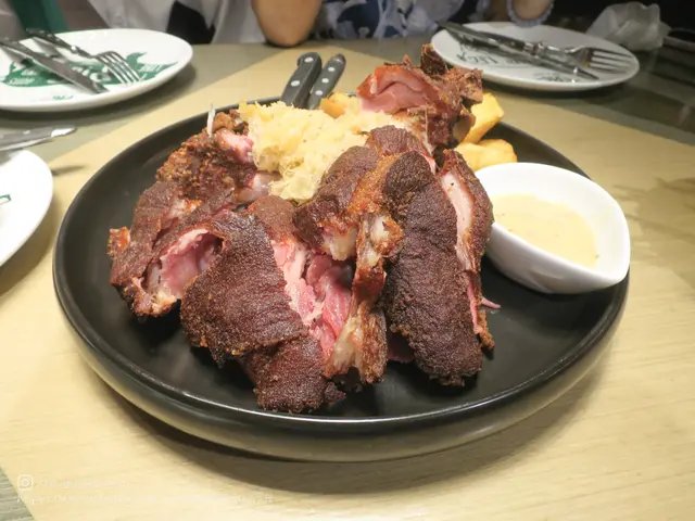 Crispy pork knuckle