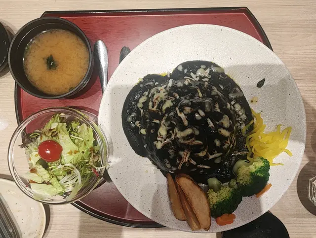 宮崎和牛芝士黑咖喱飯
