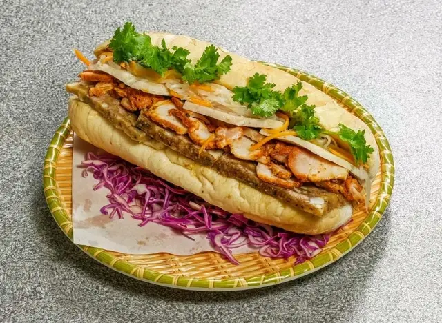 鵝肝三色扎肉法包